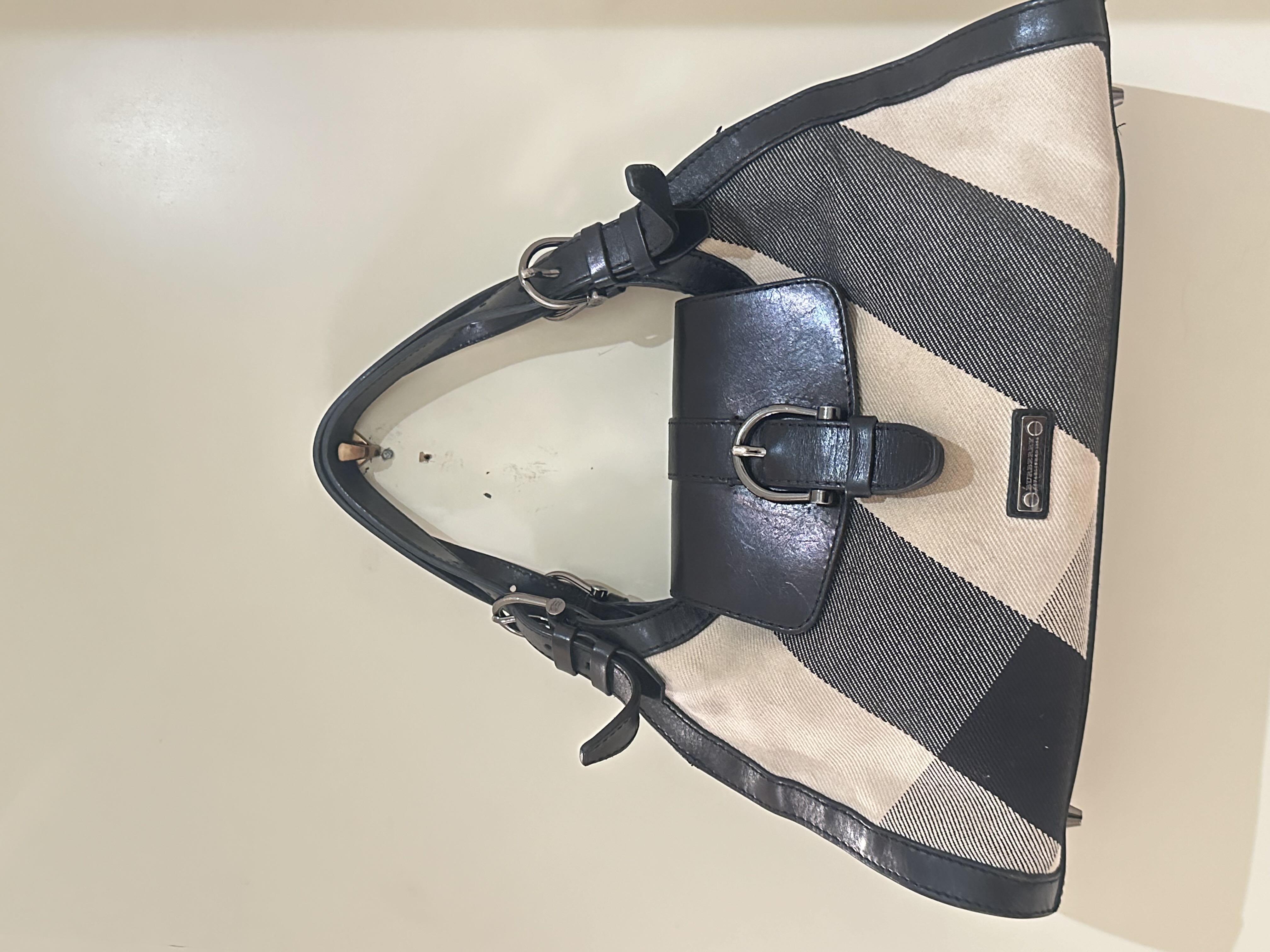 شنطة بربري اصليه