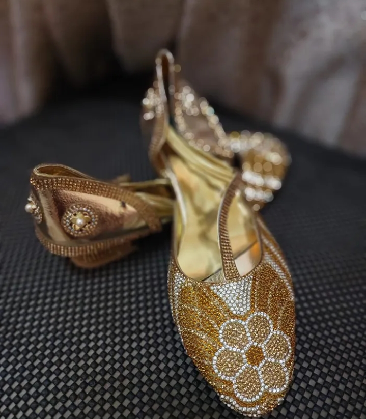 حذاء هندي فخم ....Luxury Indian