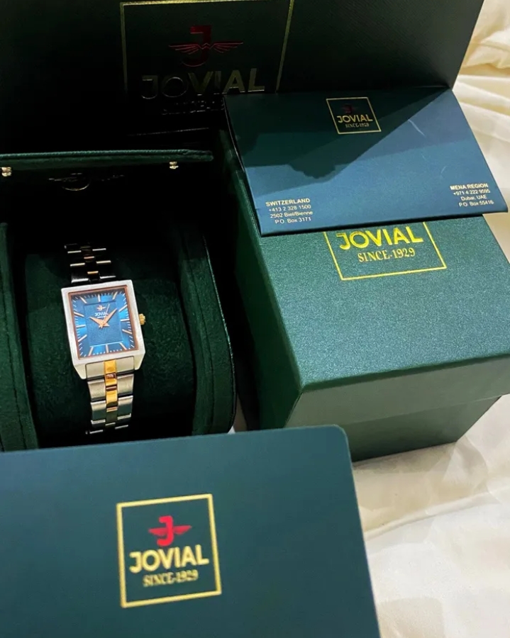 ساعة جوفيال نسائية " جديدة"