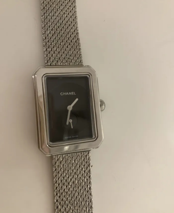 ساعة chanel vintage