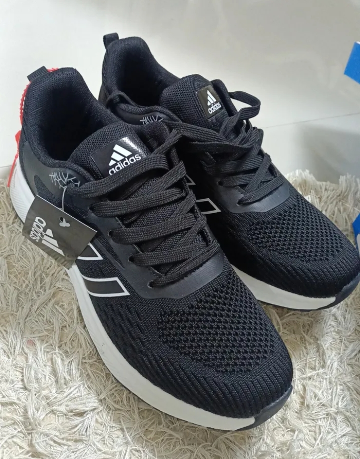 جوتي رياضي اصلي