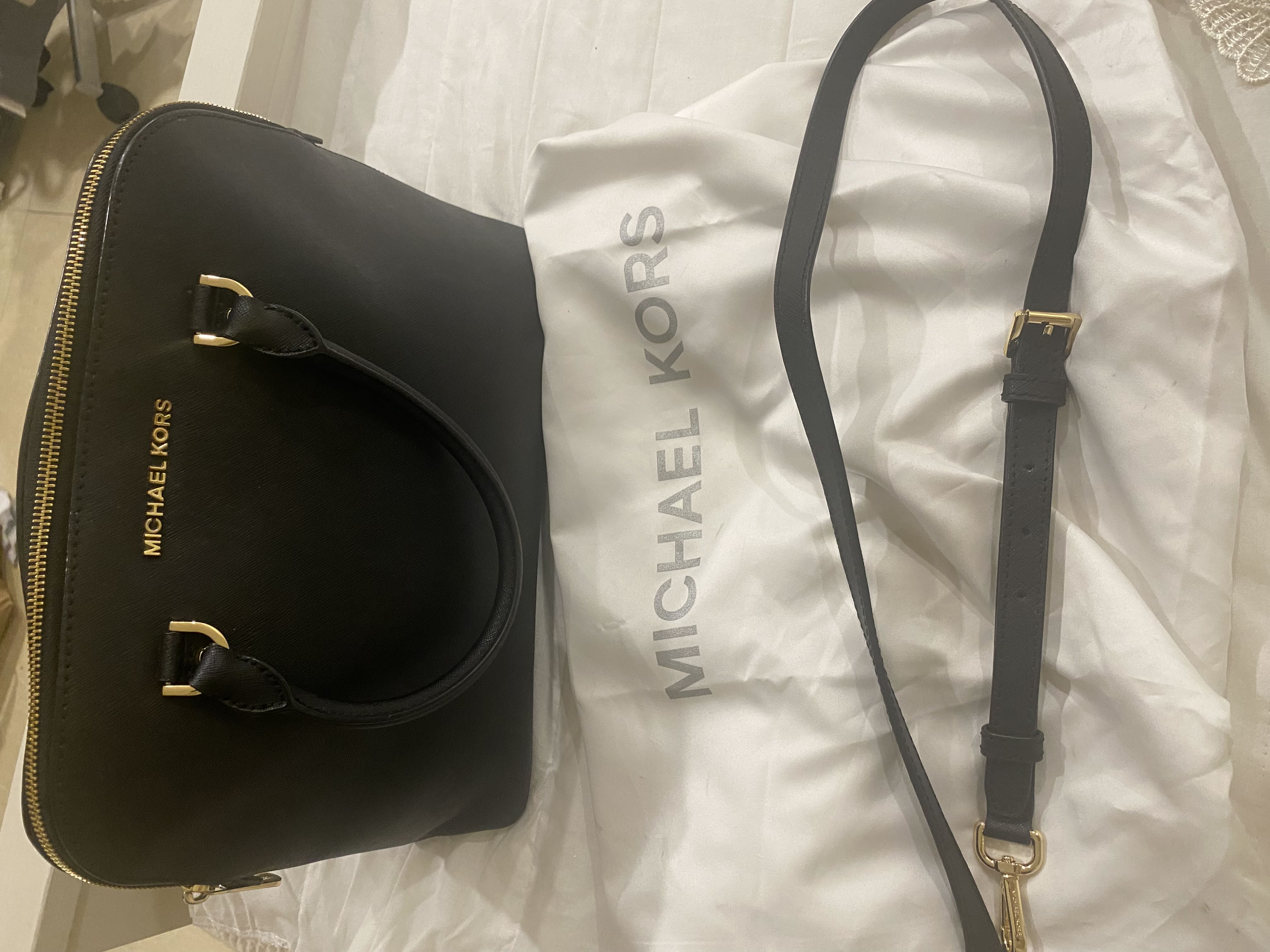 حقيبه ماركه اصليه  ‏Michael kors