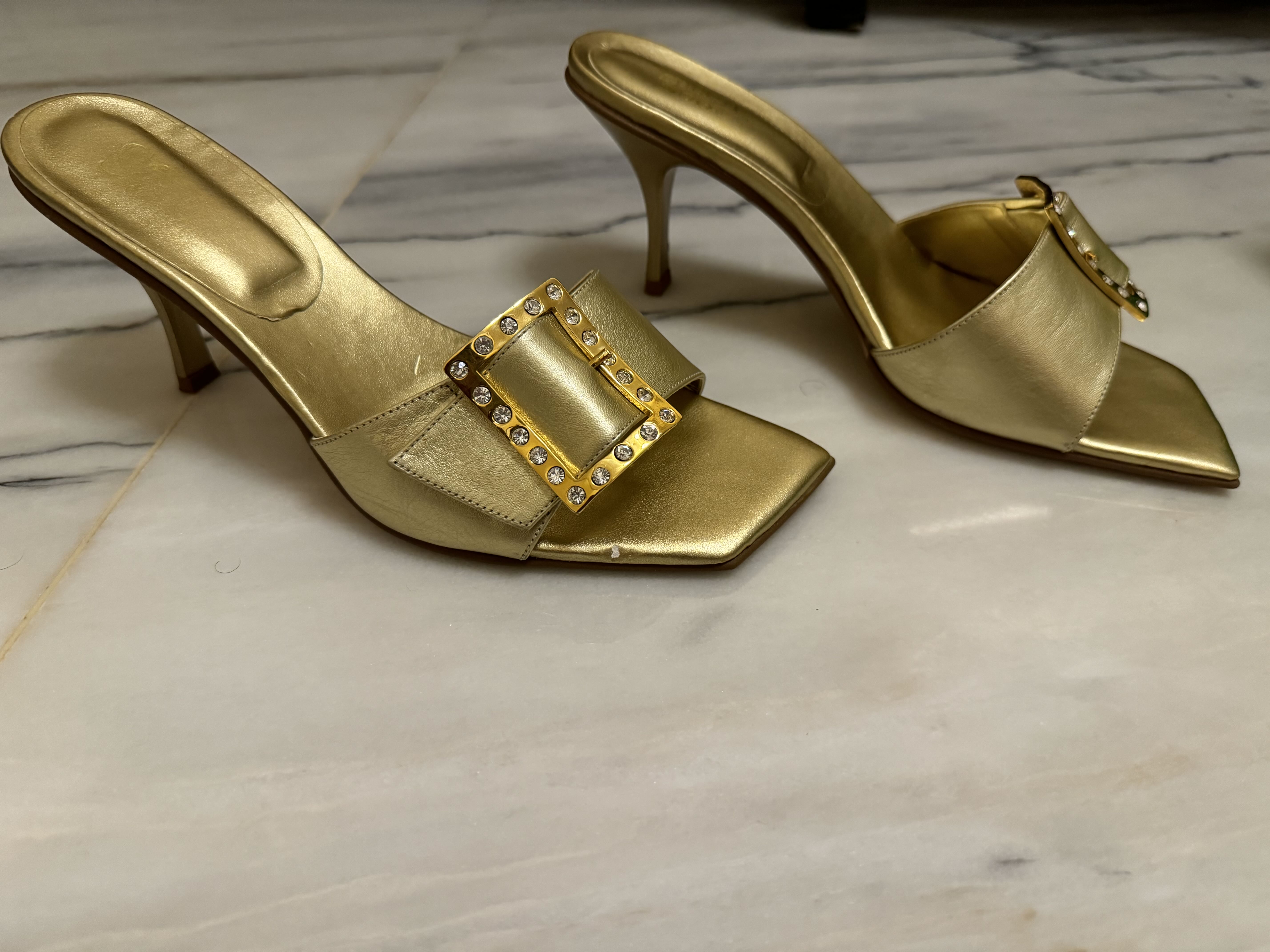 حذاء سهرة رسمي بكعب