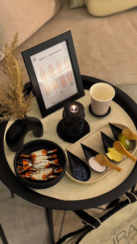 Vip mani & pedi