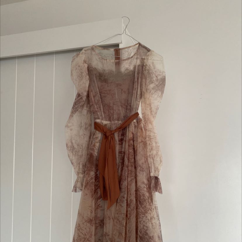 فستان بُني كلوش