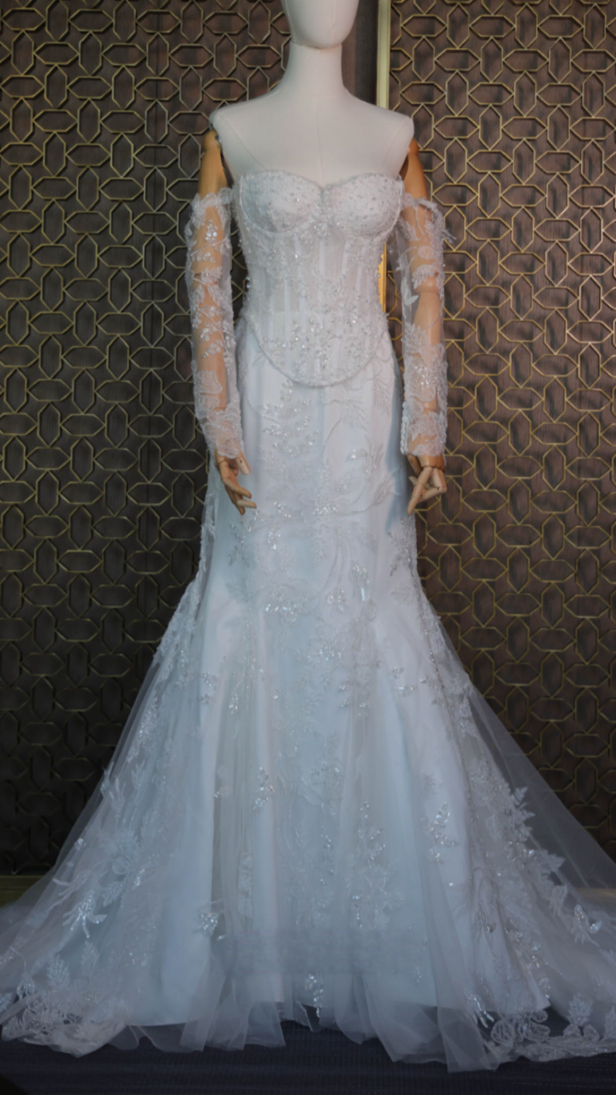 Wedding dress
