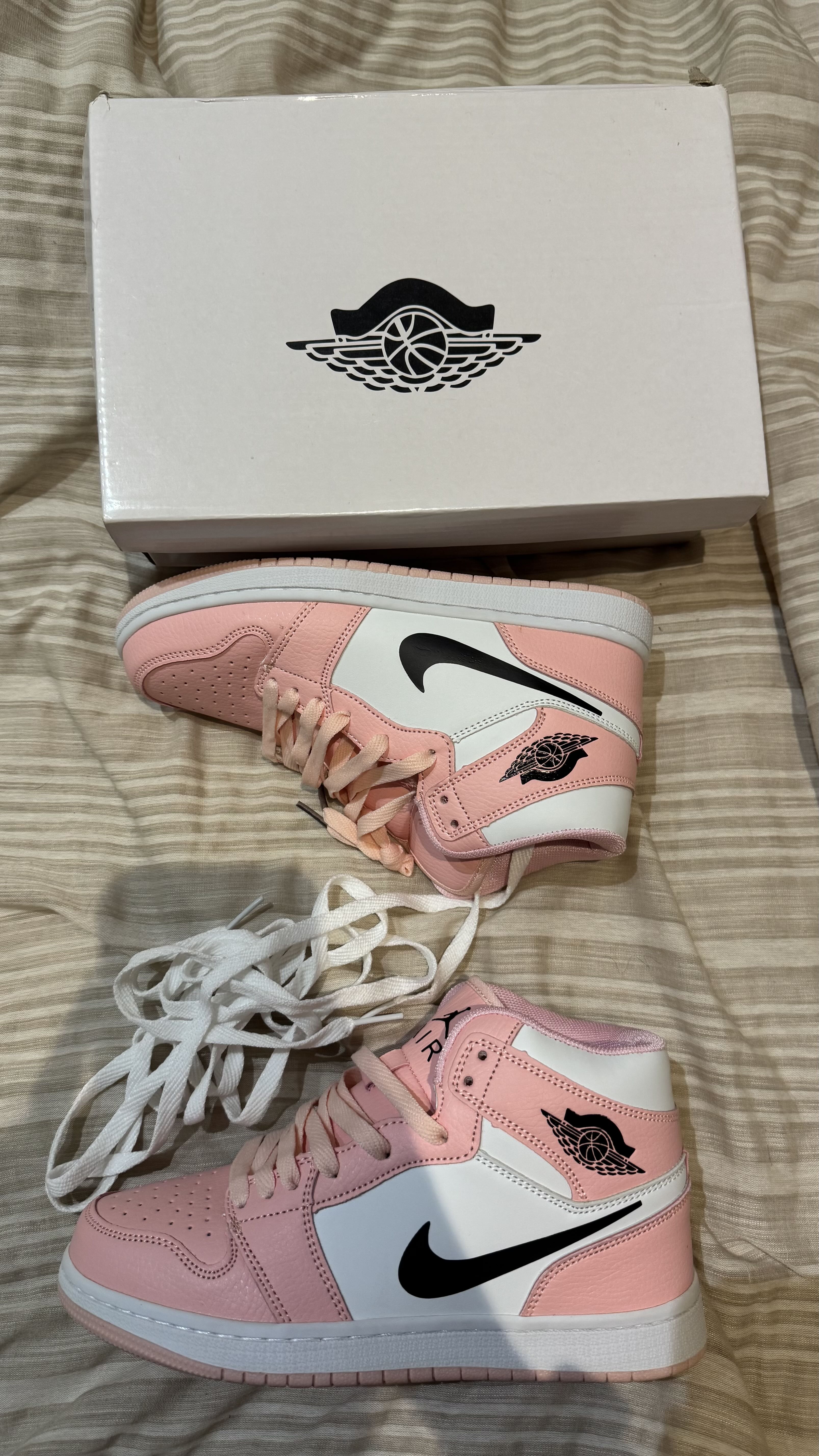 حذاء نايك مقاس 38