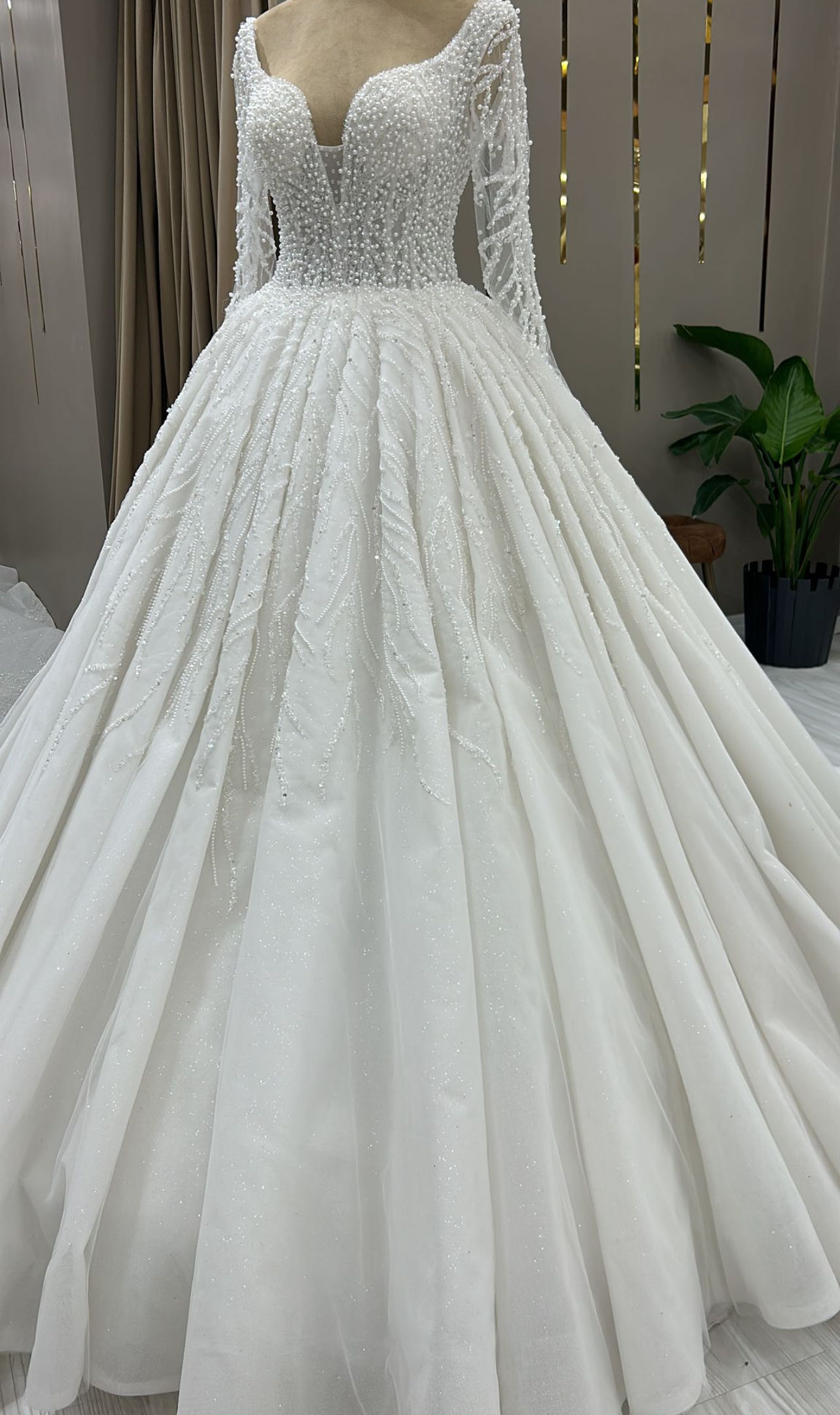 للبيع نفنوف عروس جديد