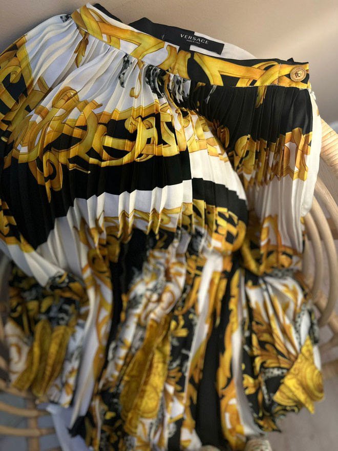 تنورة فيرزاتشي