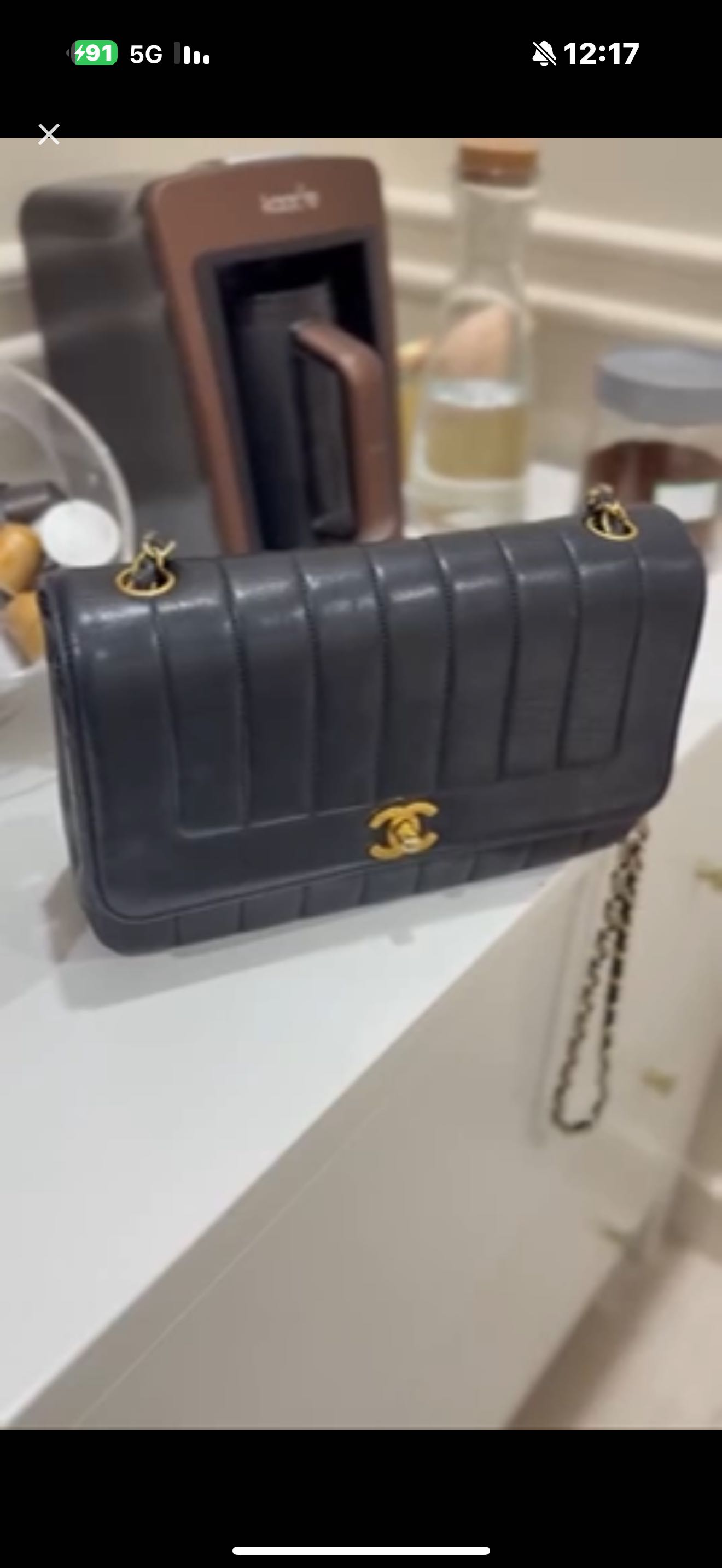 شانيل اصلية