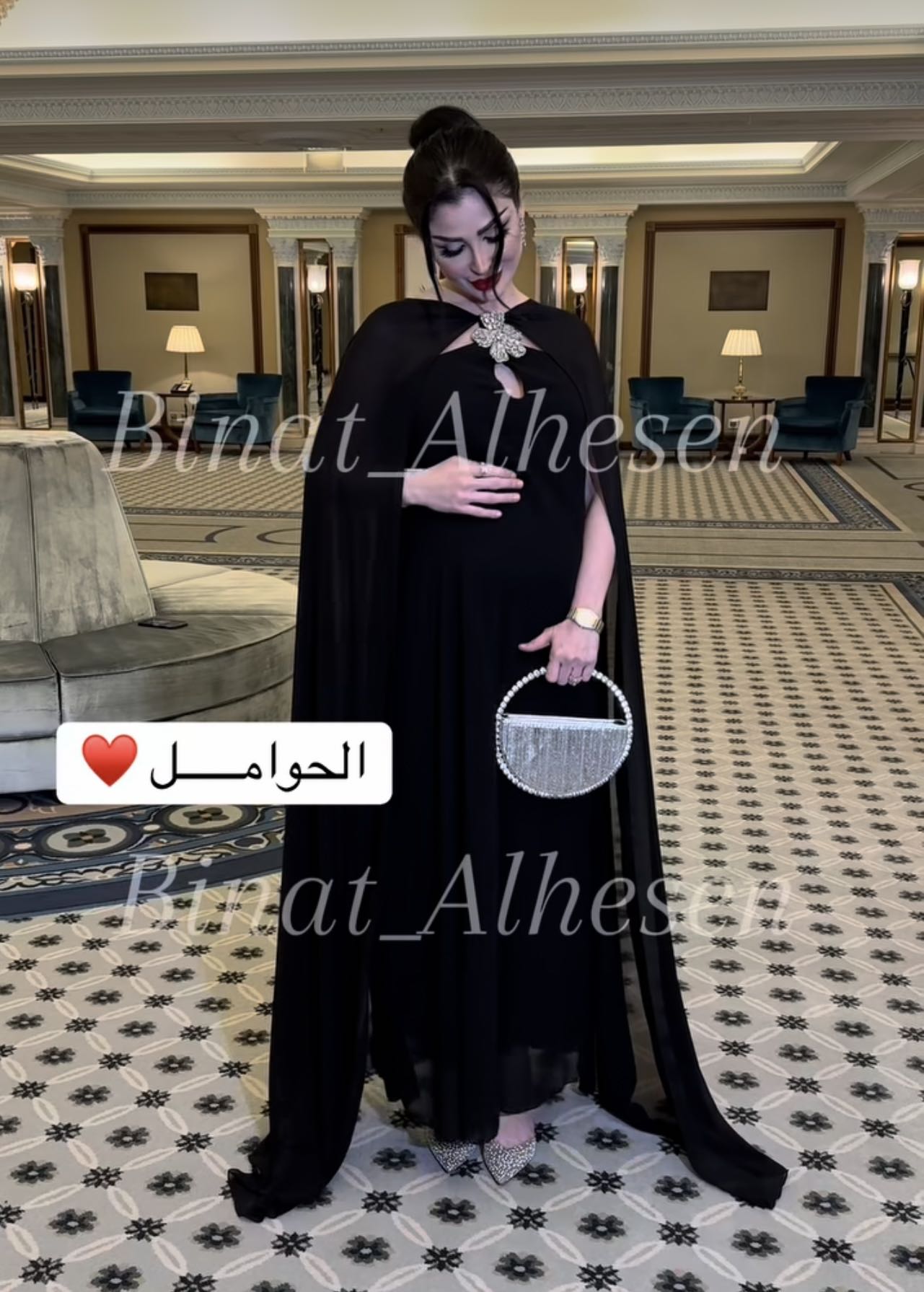فستان من براند بينت الحسن