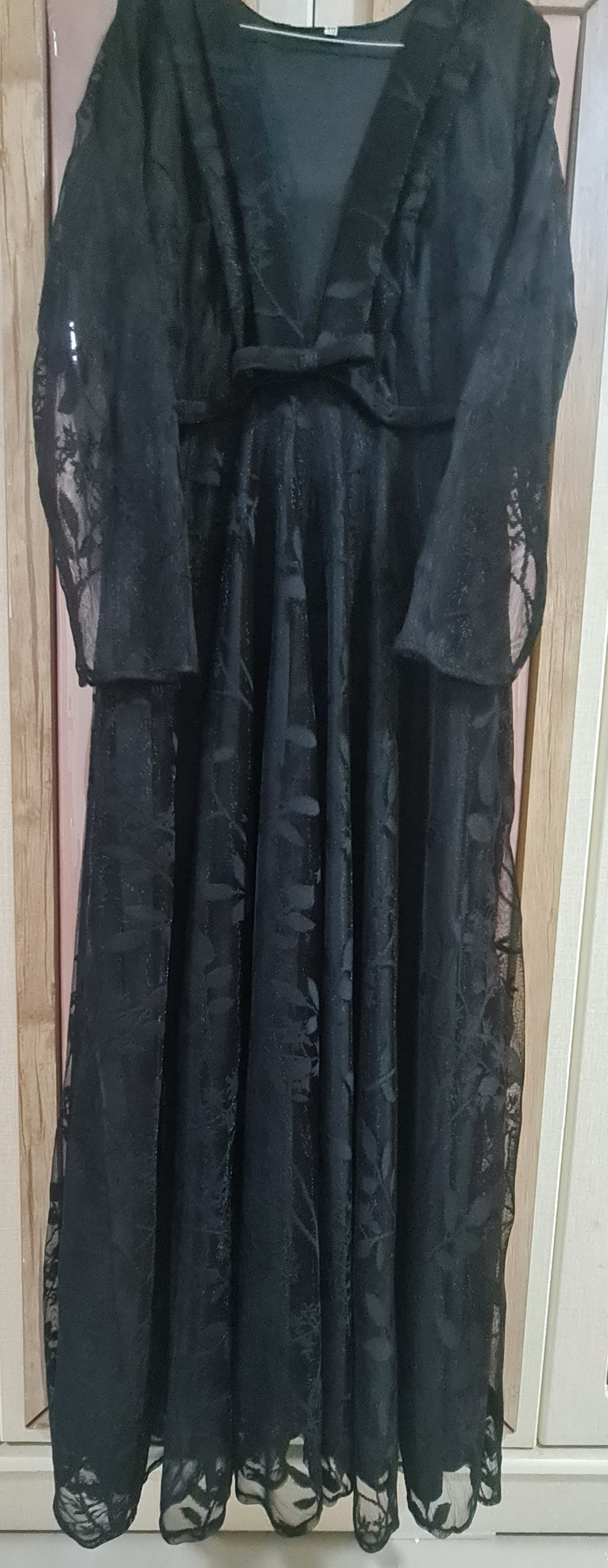 فستان اسود مقاس XL