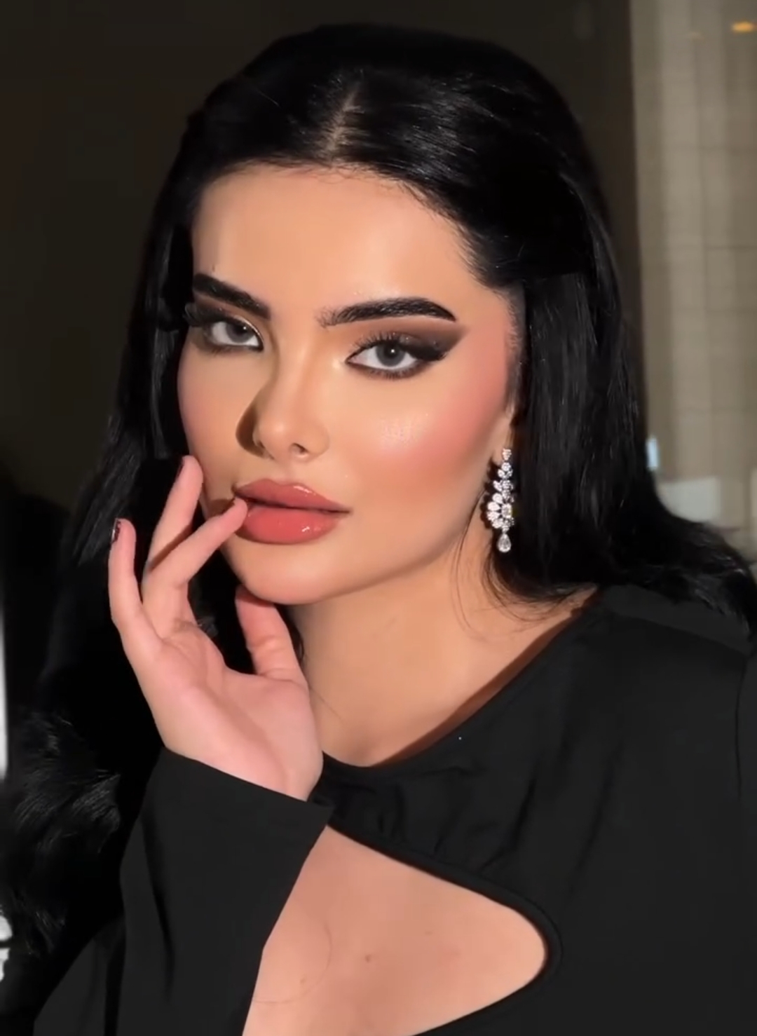 رايكم يهمني