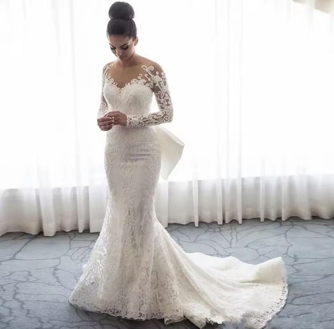 بدلة عرس سكني متوفرة بالطلب