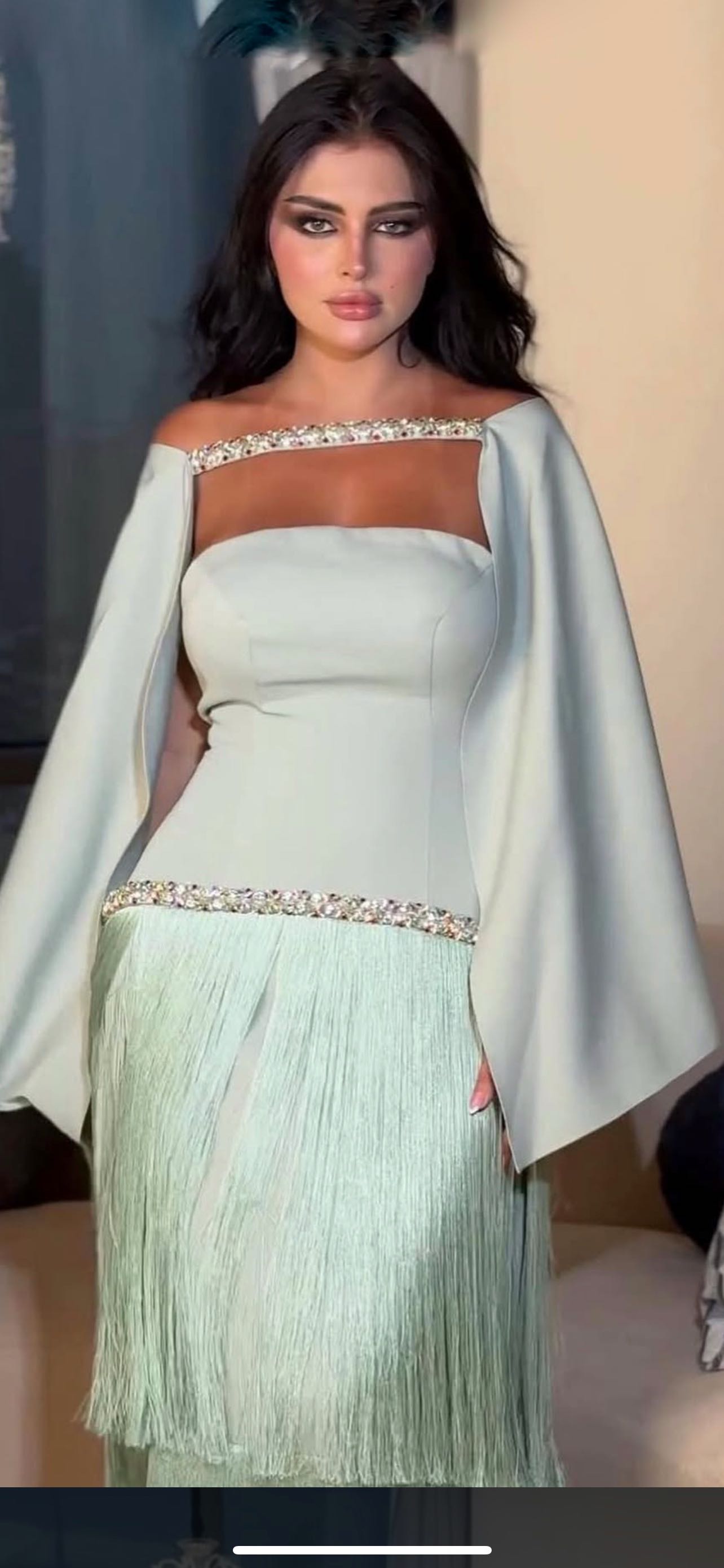 فستان جديد للبيع