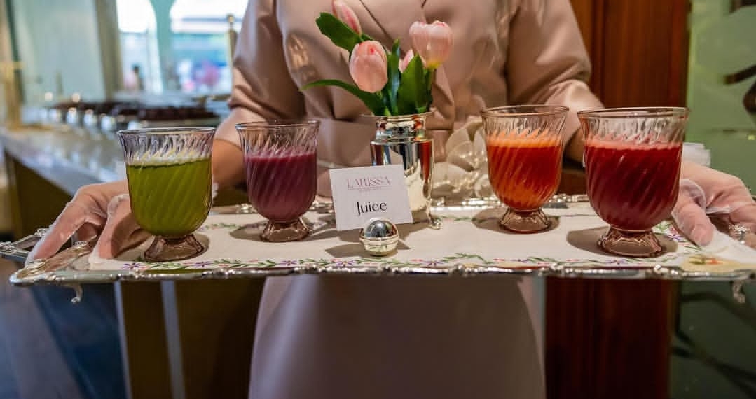 القهوة علينا والذوق عليچ ☕️