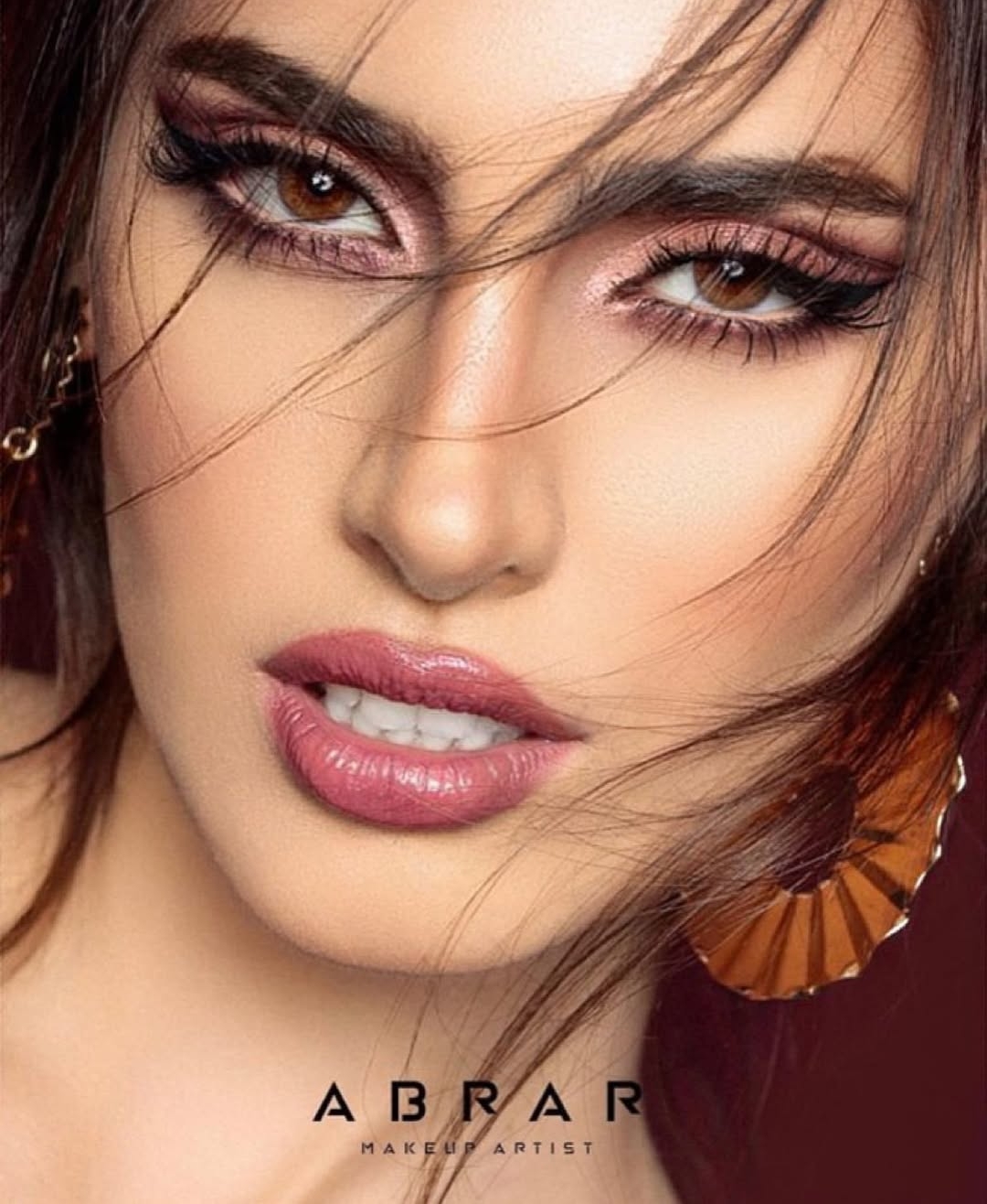 نرسم الملامح بذوق راقي 💄