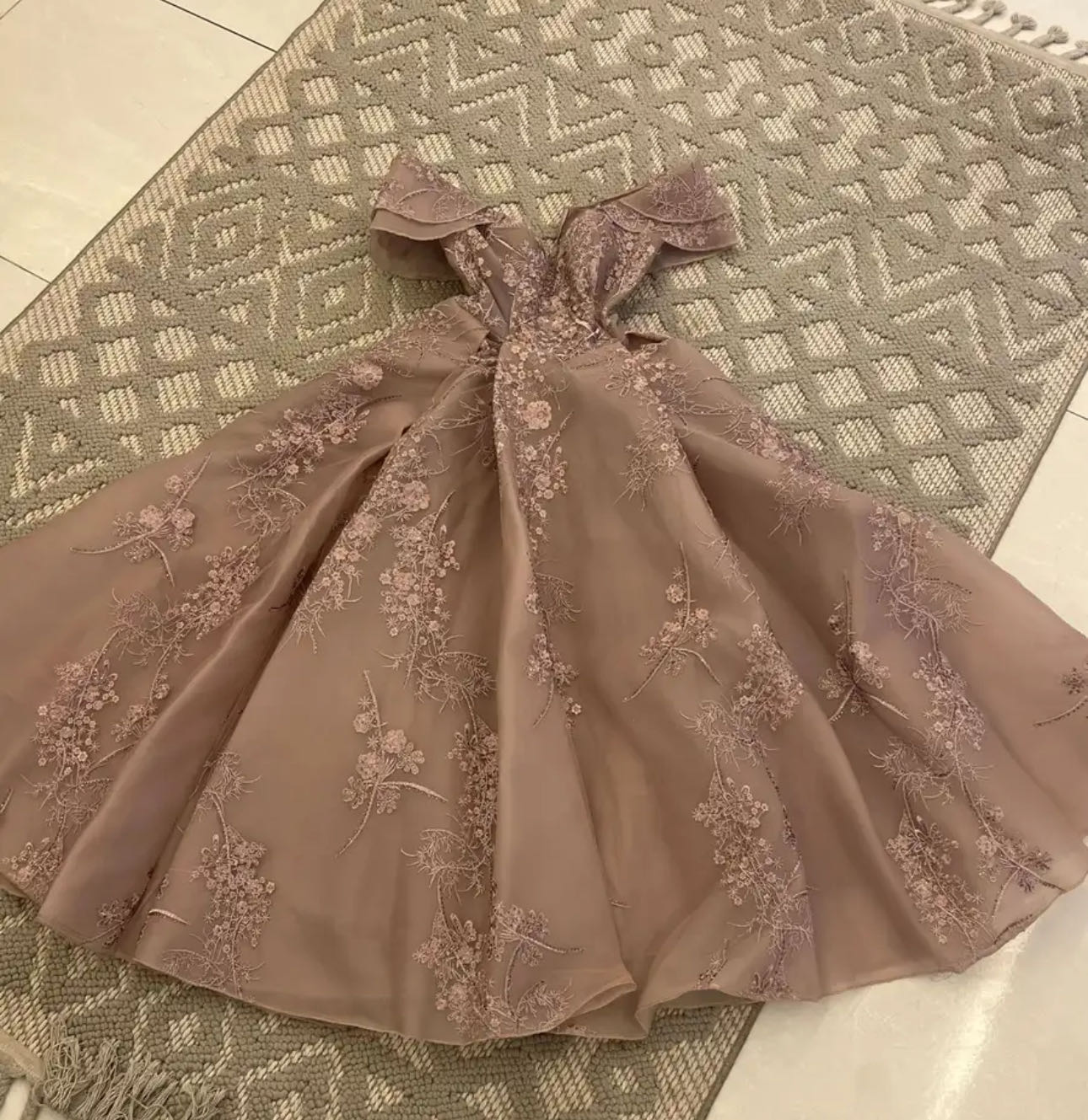 فستان سهره  للبيع