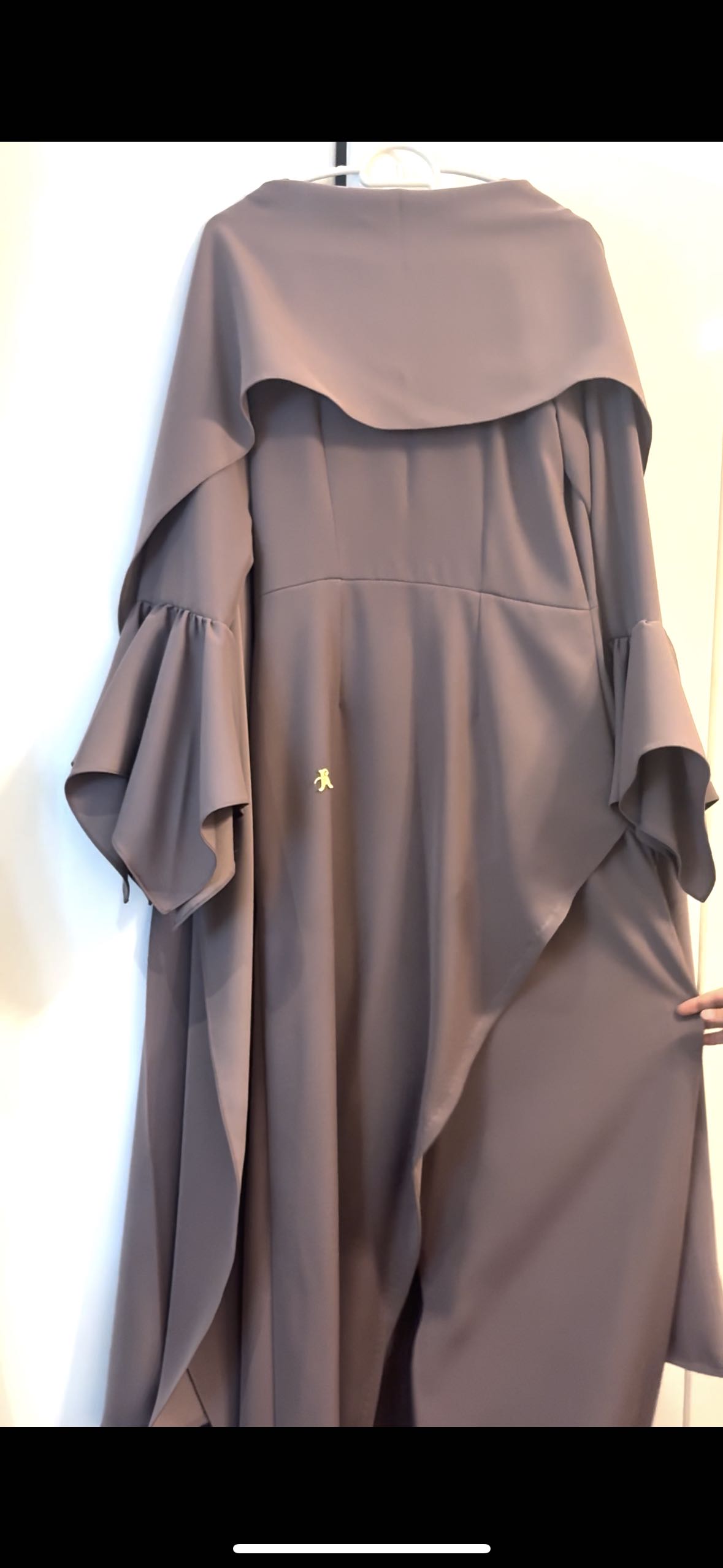 فستان جديد لم يناسب مقاسي