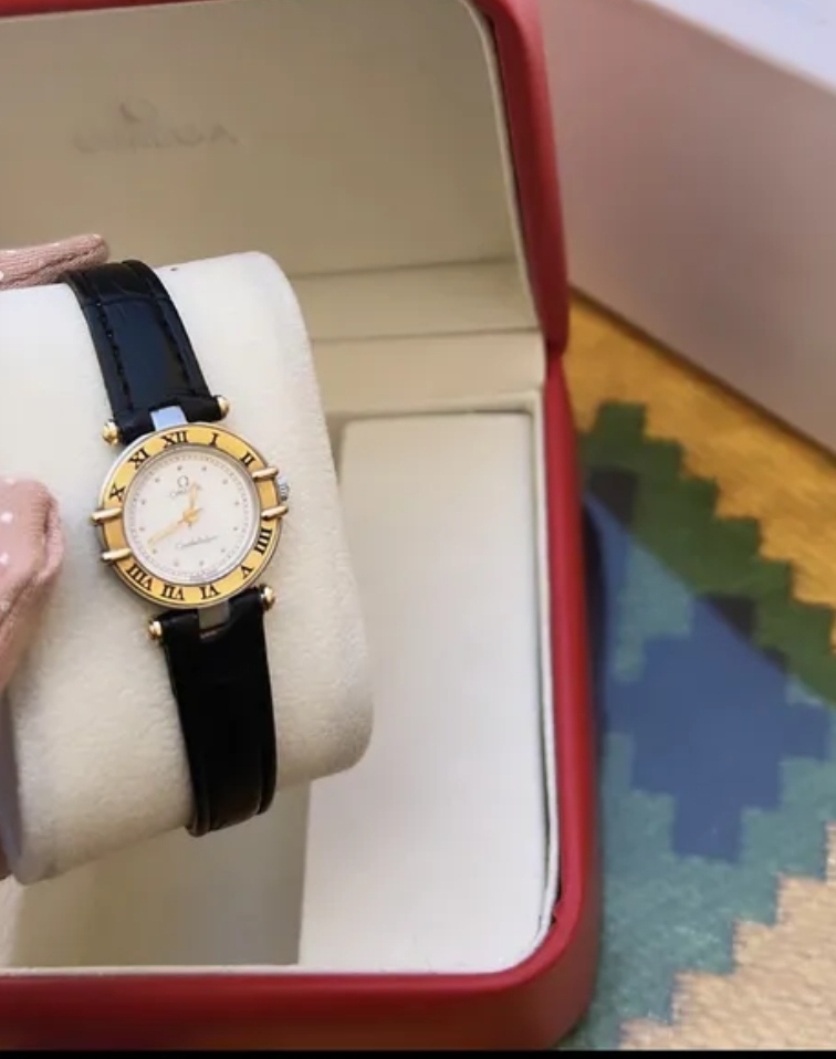 ساعه اوميجا السويسريه