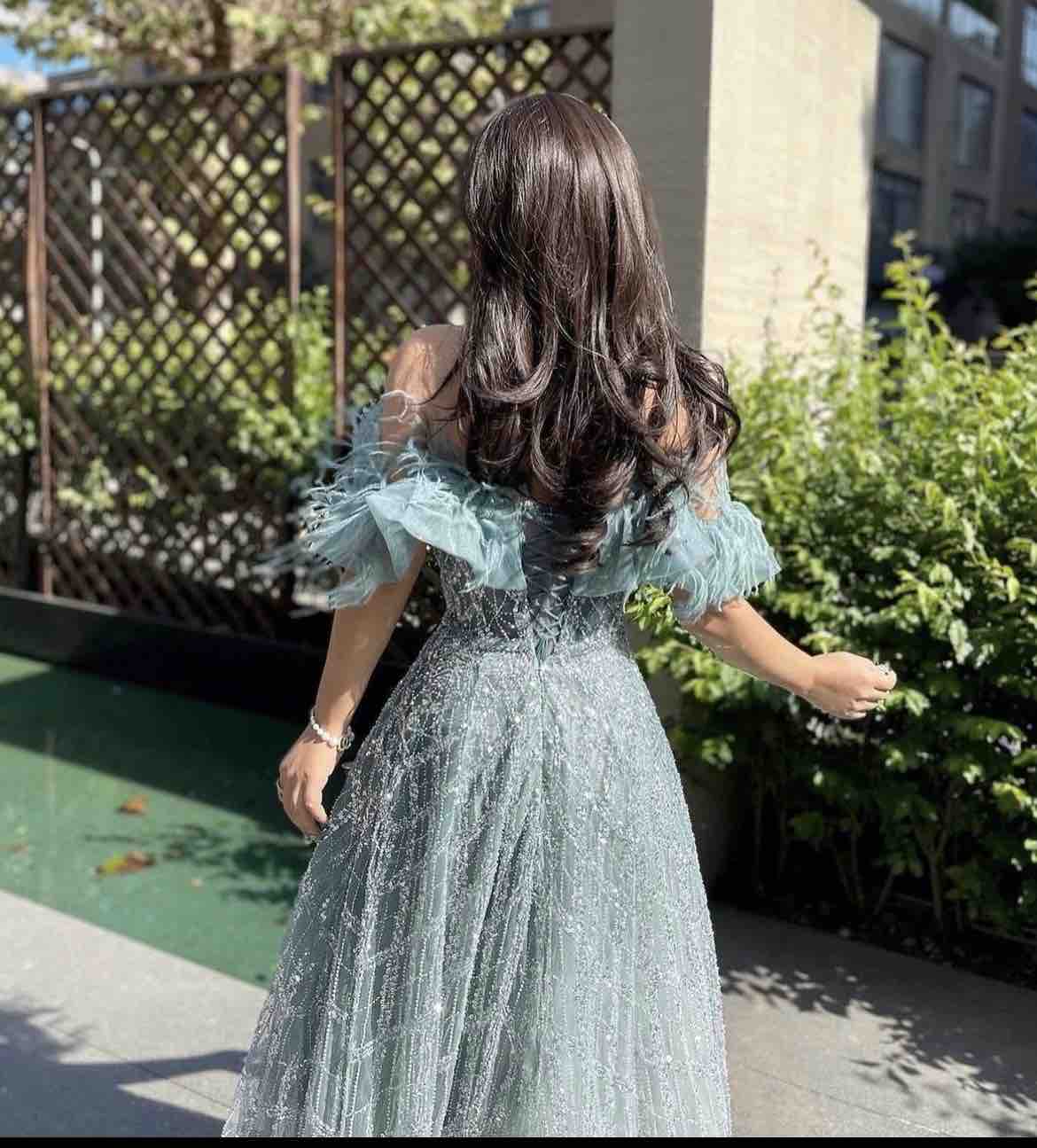 فستان ملكة او زواج اخت مقاسm
