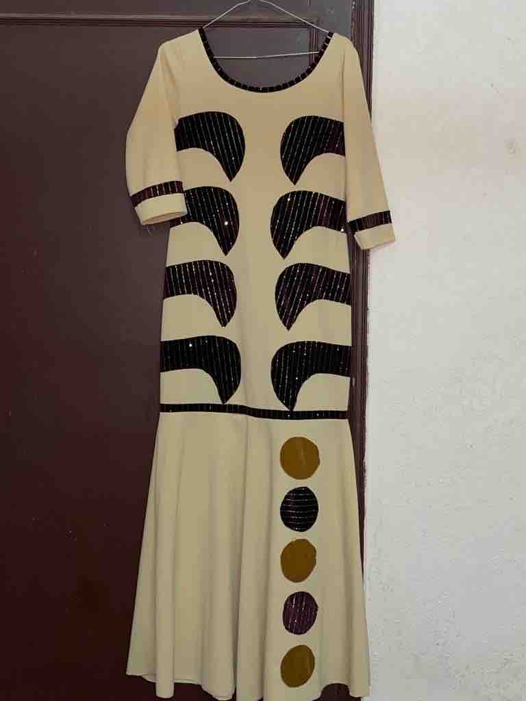 فساتين مناسبات للبيع