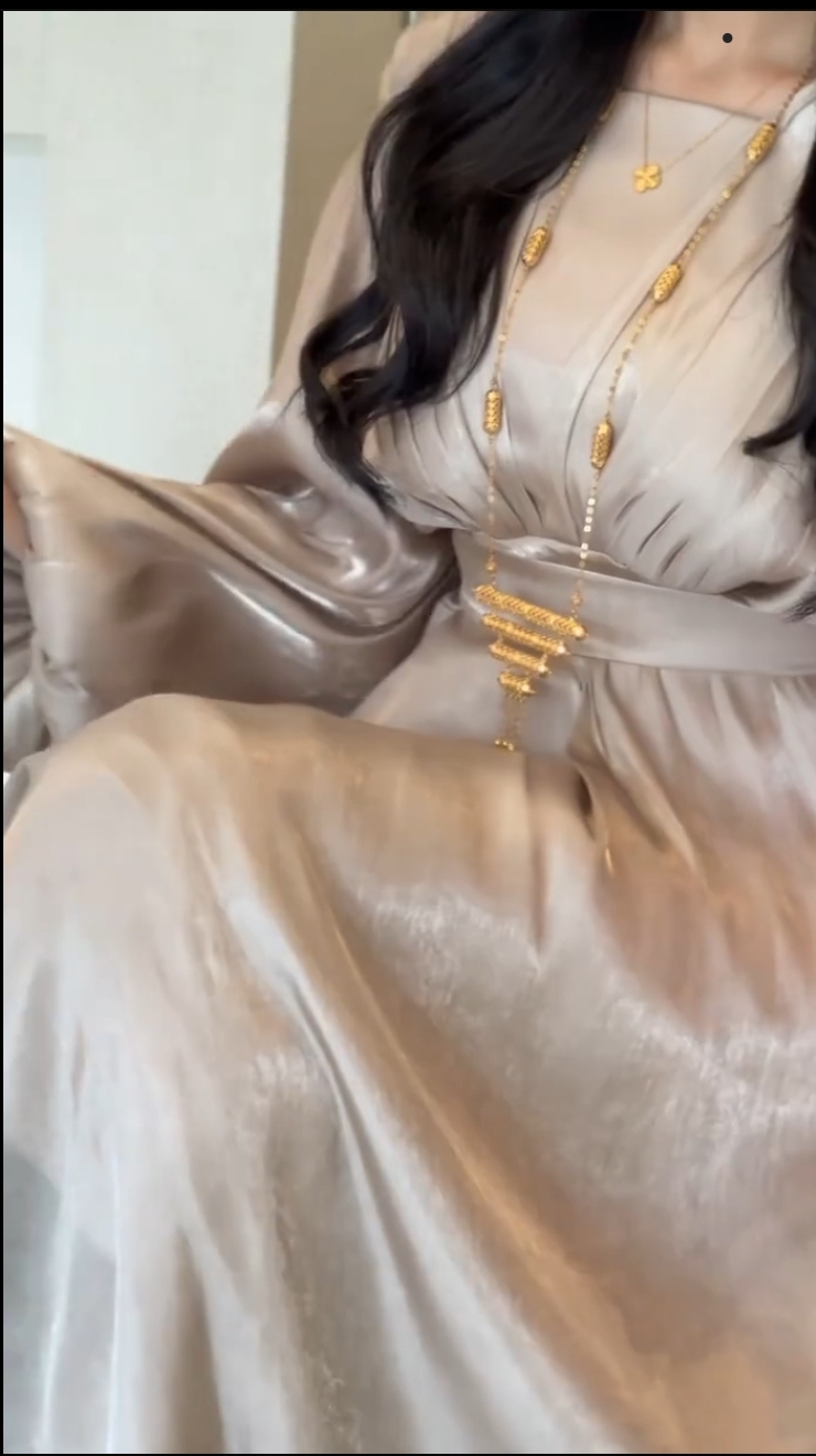 فستان ناعم
