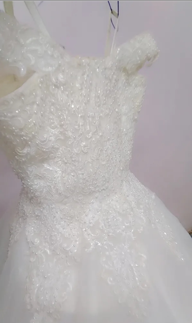 فستان ابيض اعراس