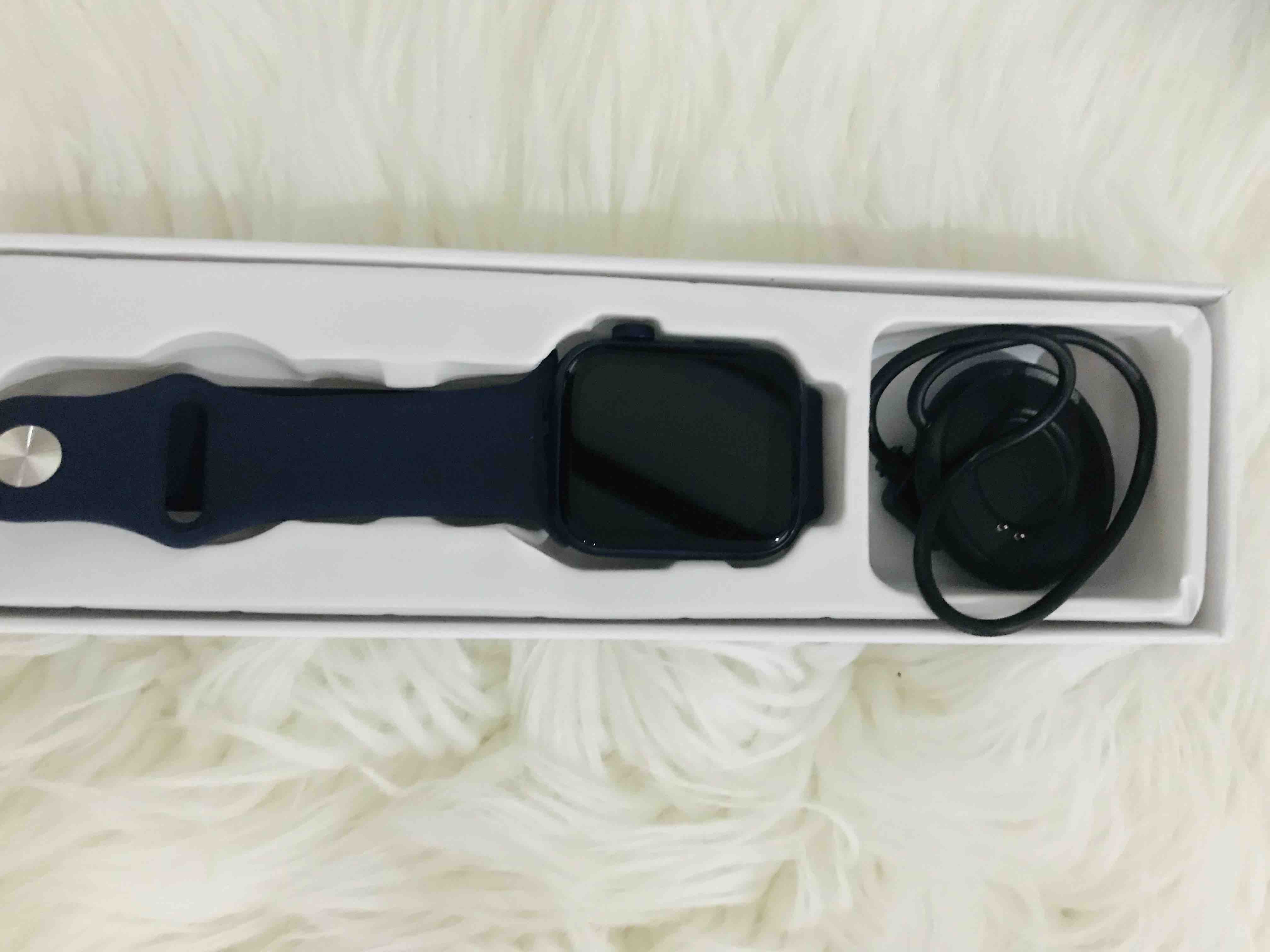 ساعة smart watch