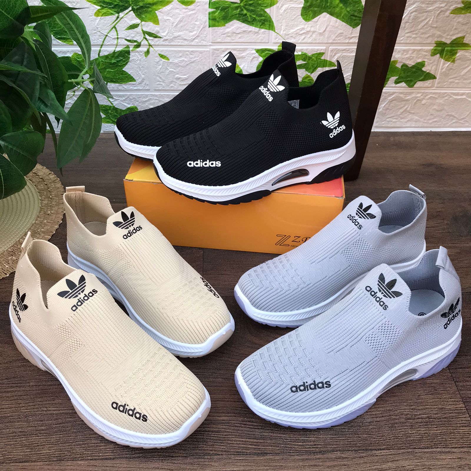 شوز نسائي ايداس