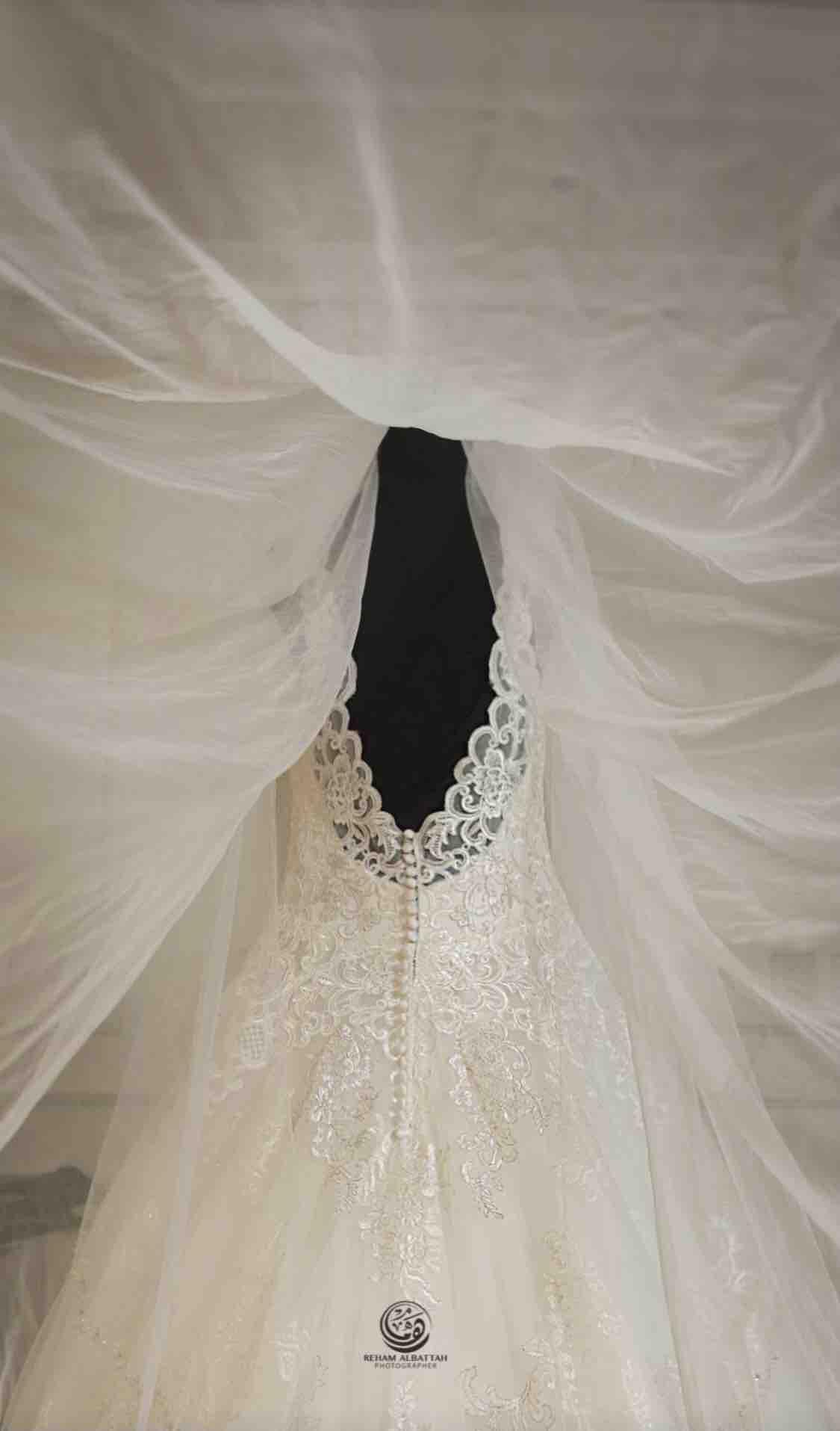 فستان زفاف فرنسي