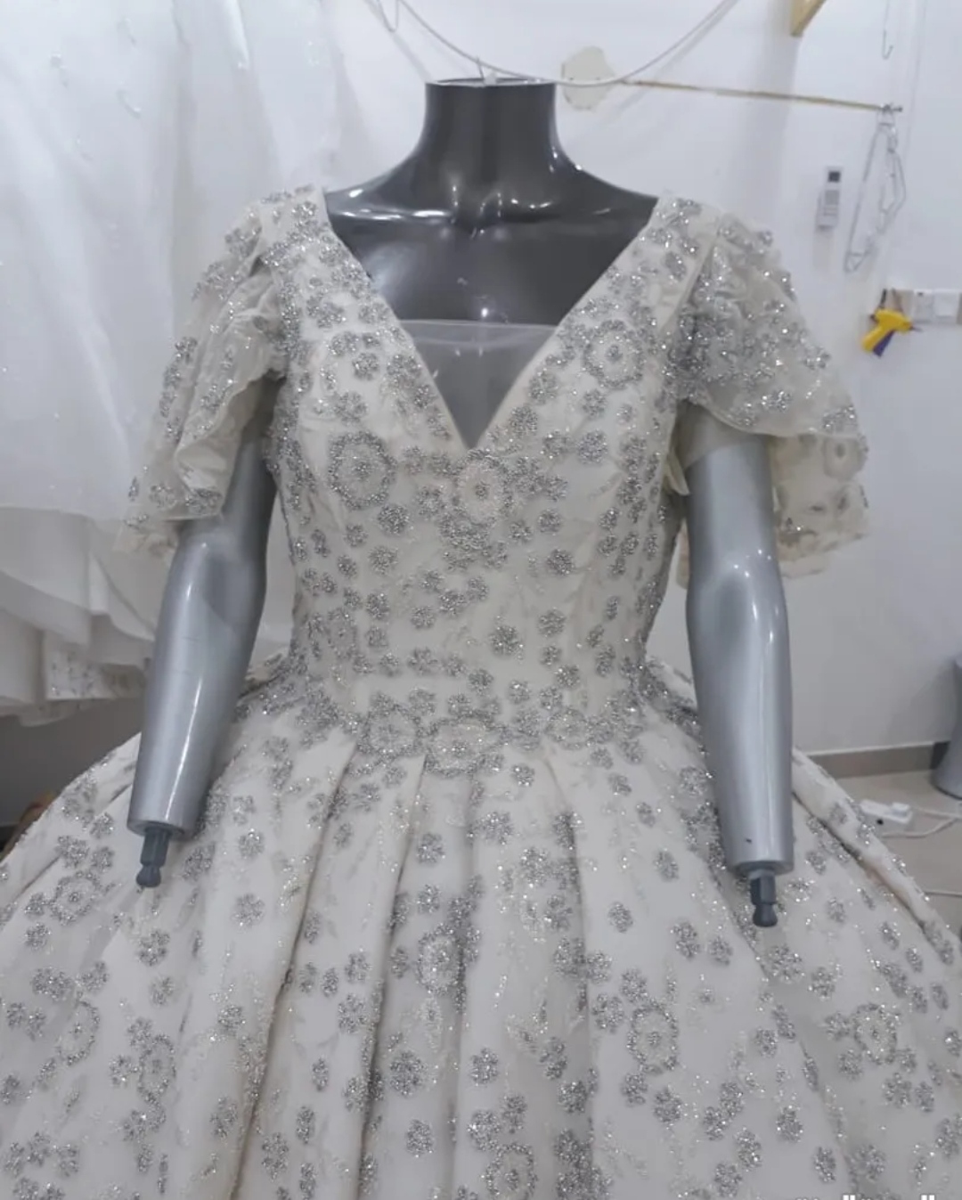 فستان زفاف ملكي