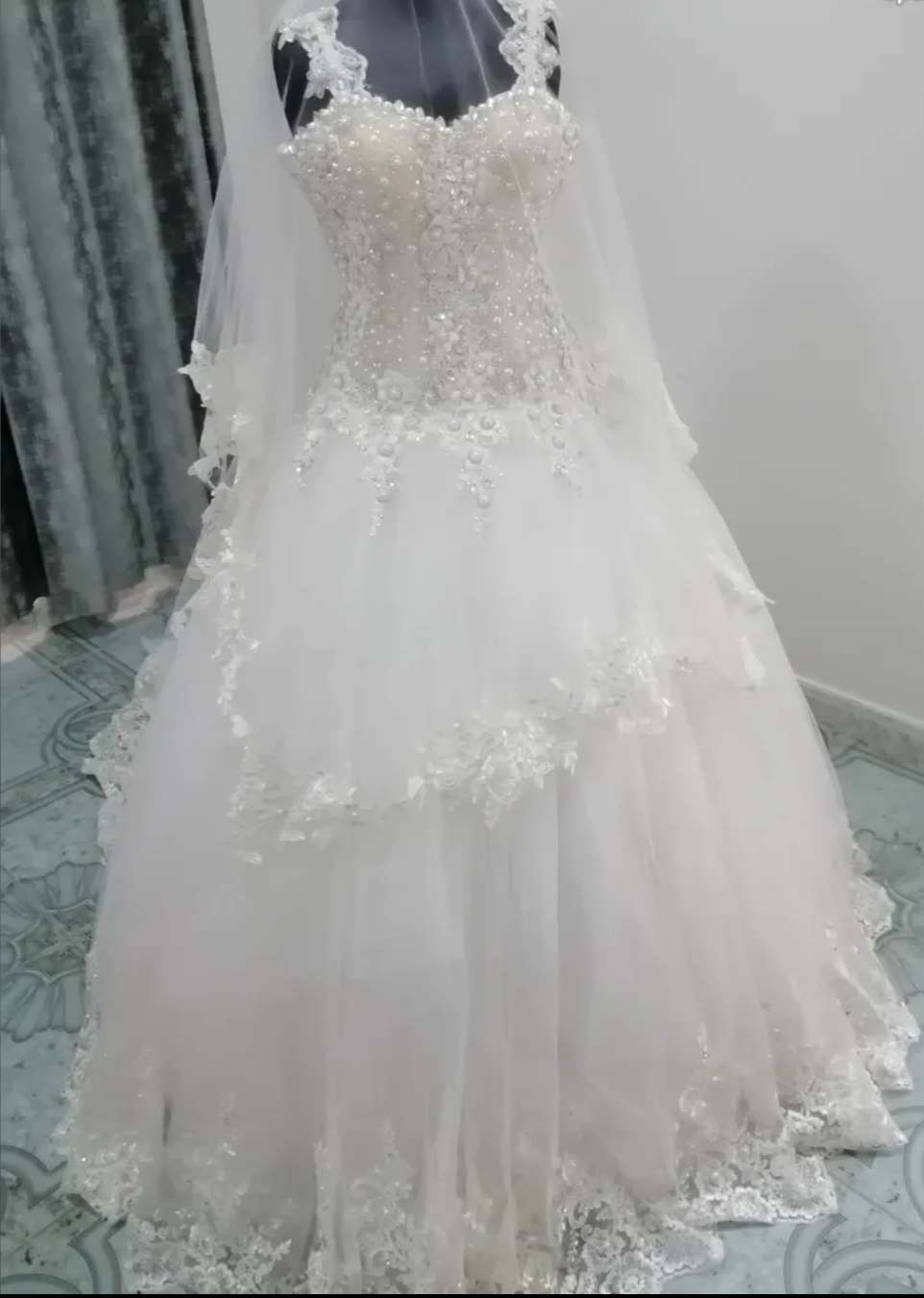 فستان زفاف راقي