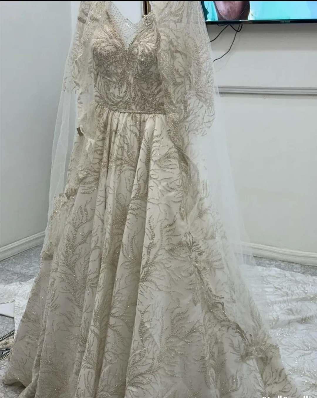 فستان زفاف للبيع